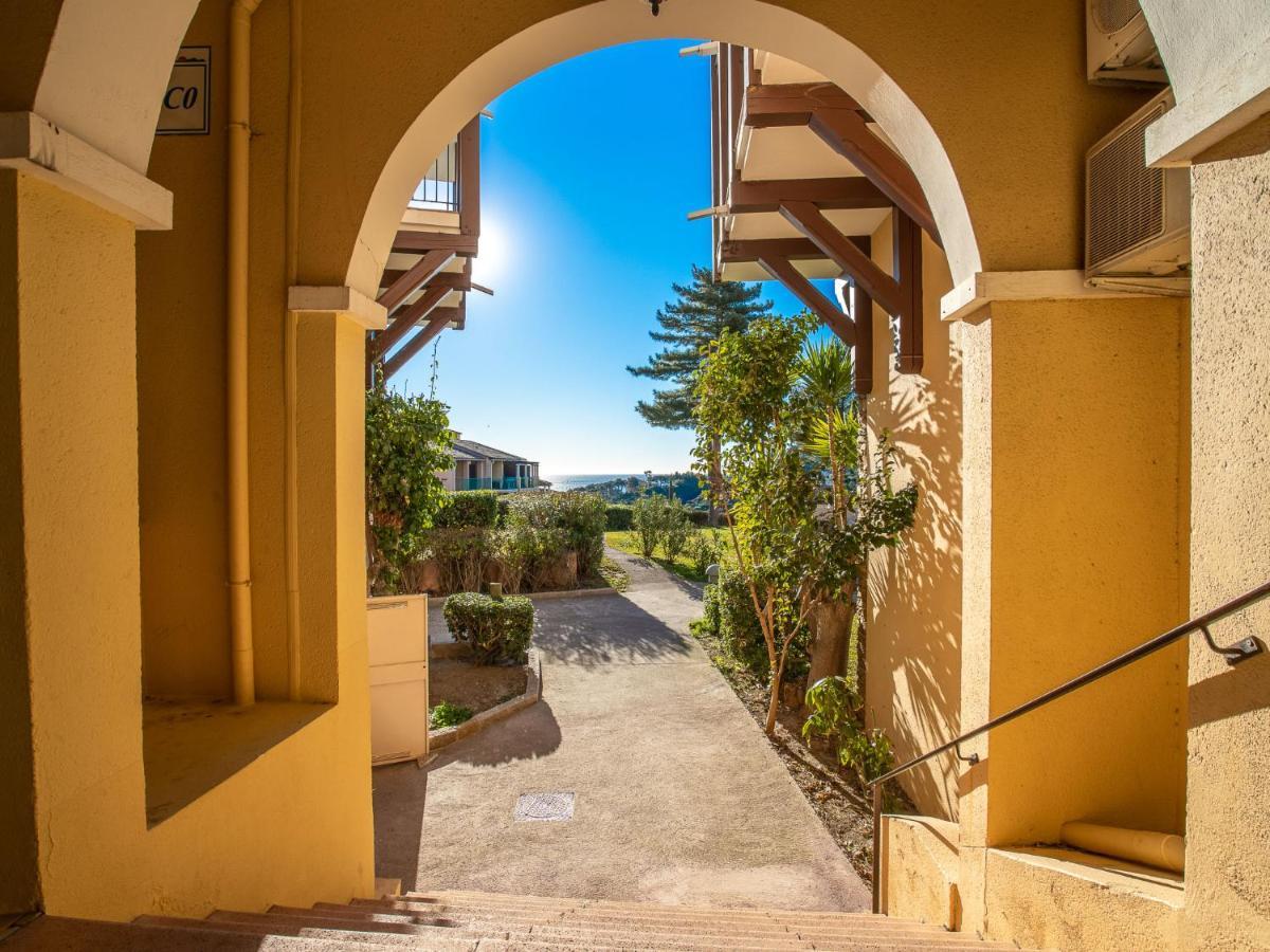 Apartment Village Cap Esterel - L'Esquinade-32 By Interhome Saint-Raphaël Exteriör bild