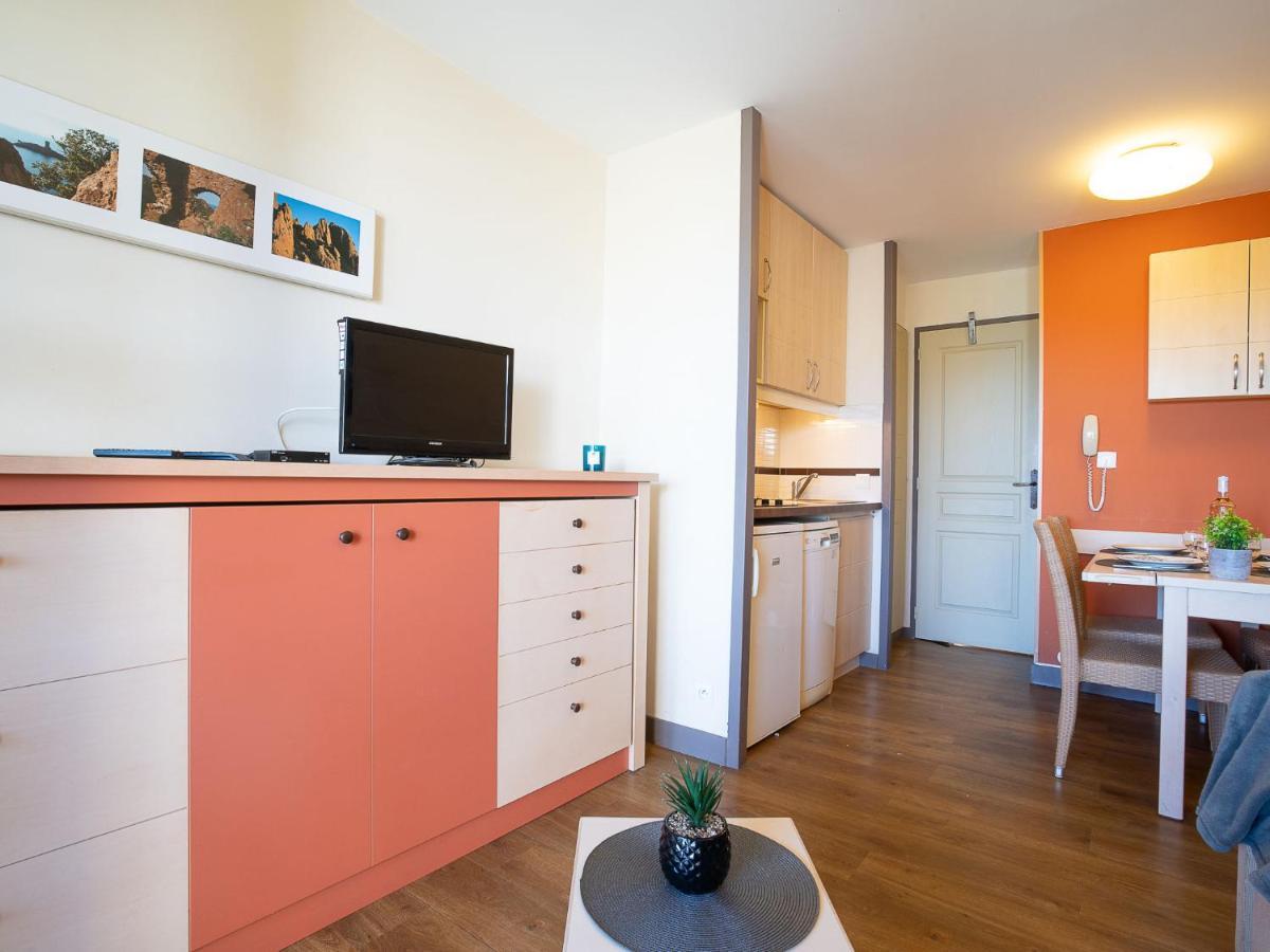 Apartment Village Cap Esterel - L'Esquinade-32 By Interhome Saint-Raphaël Exteriör bild